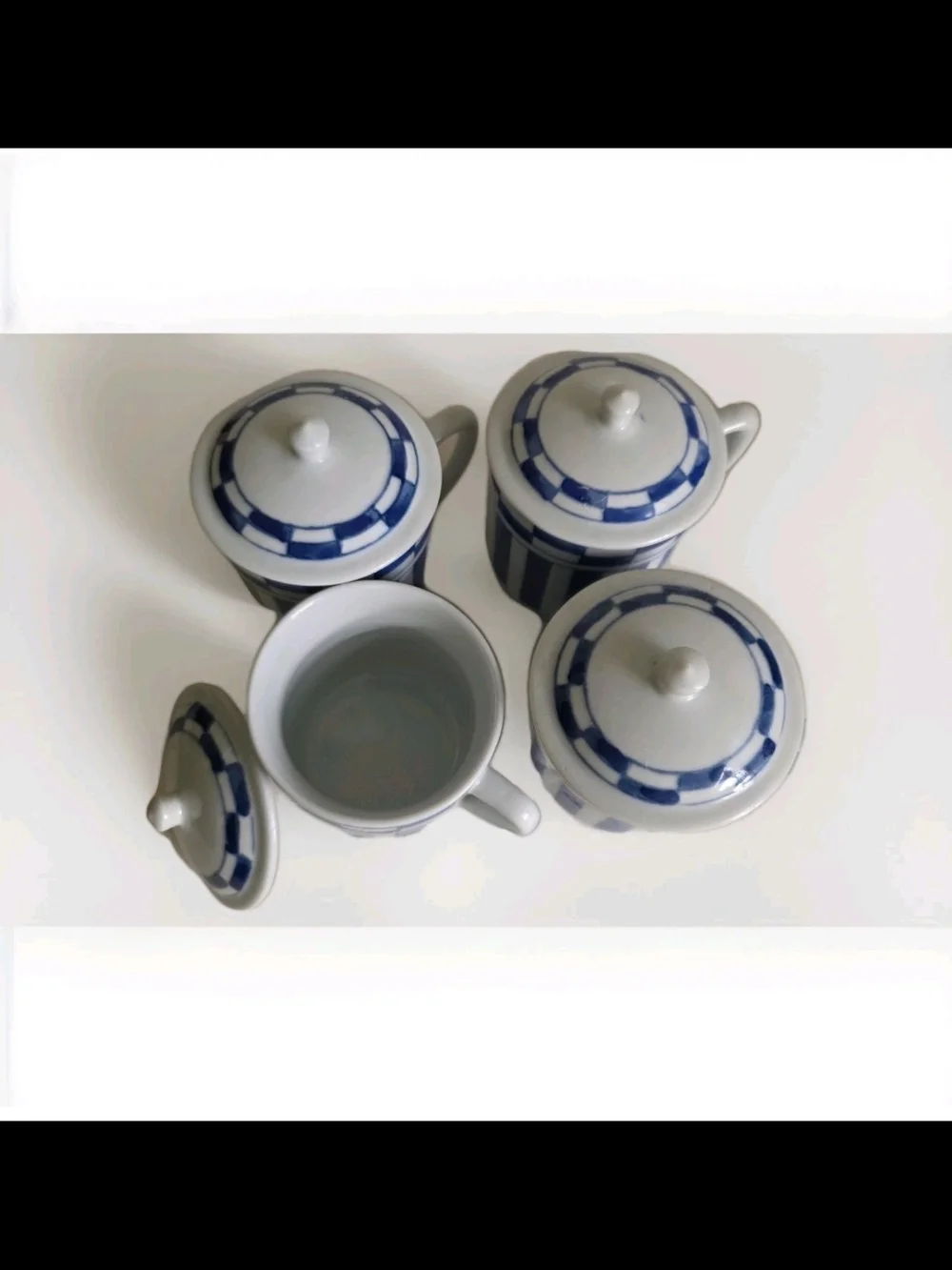 IDG Williams -Sonoma Blue and White Striped Ceramic Lidded Mugs - Set of 4